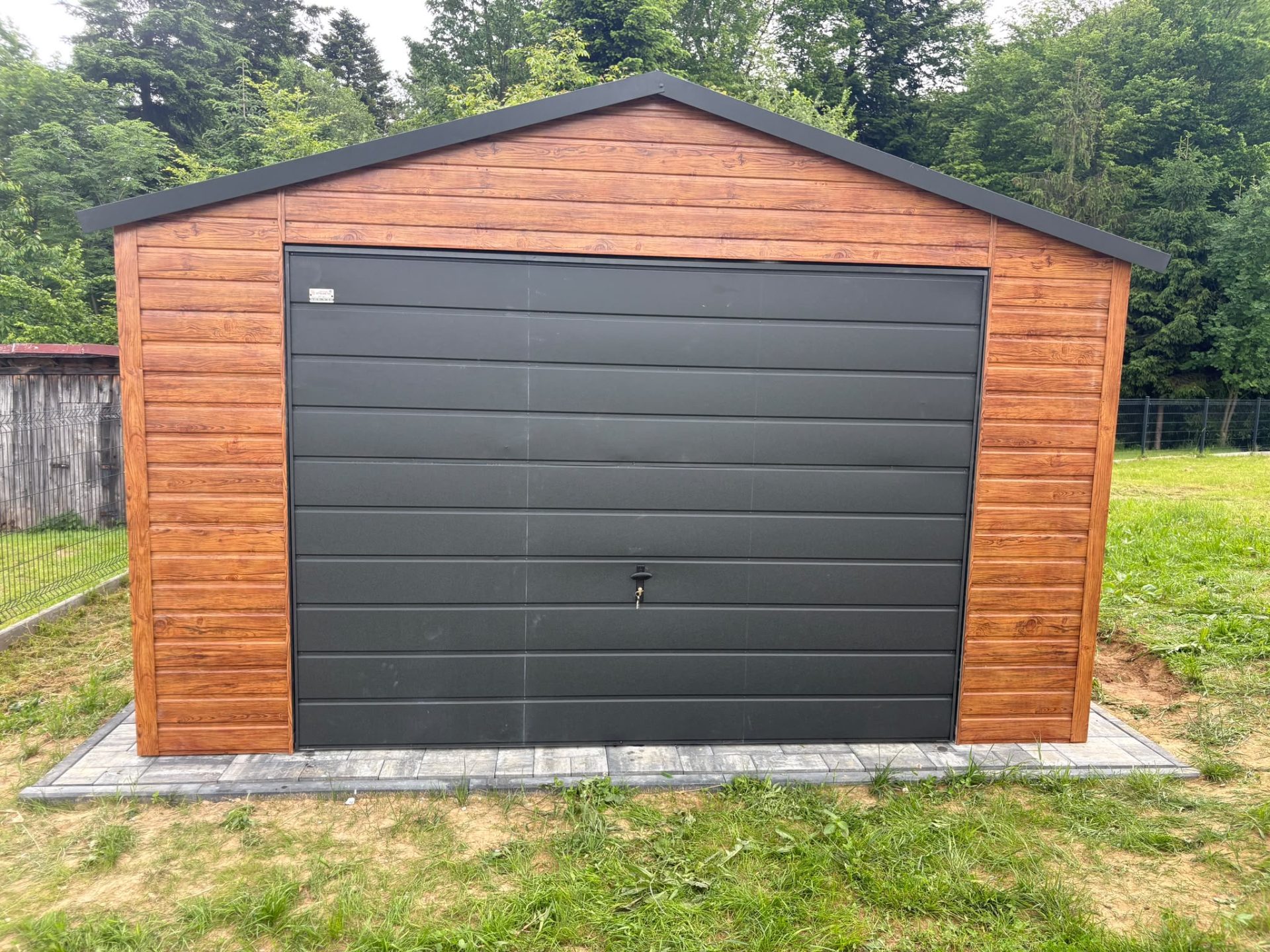 Garaż blaszany 4x6 — 4×6 m