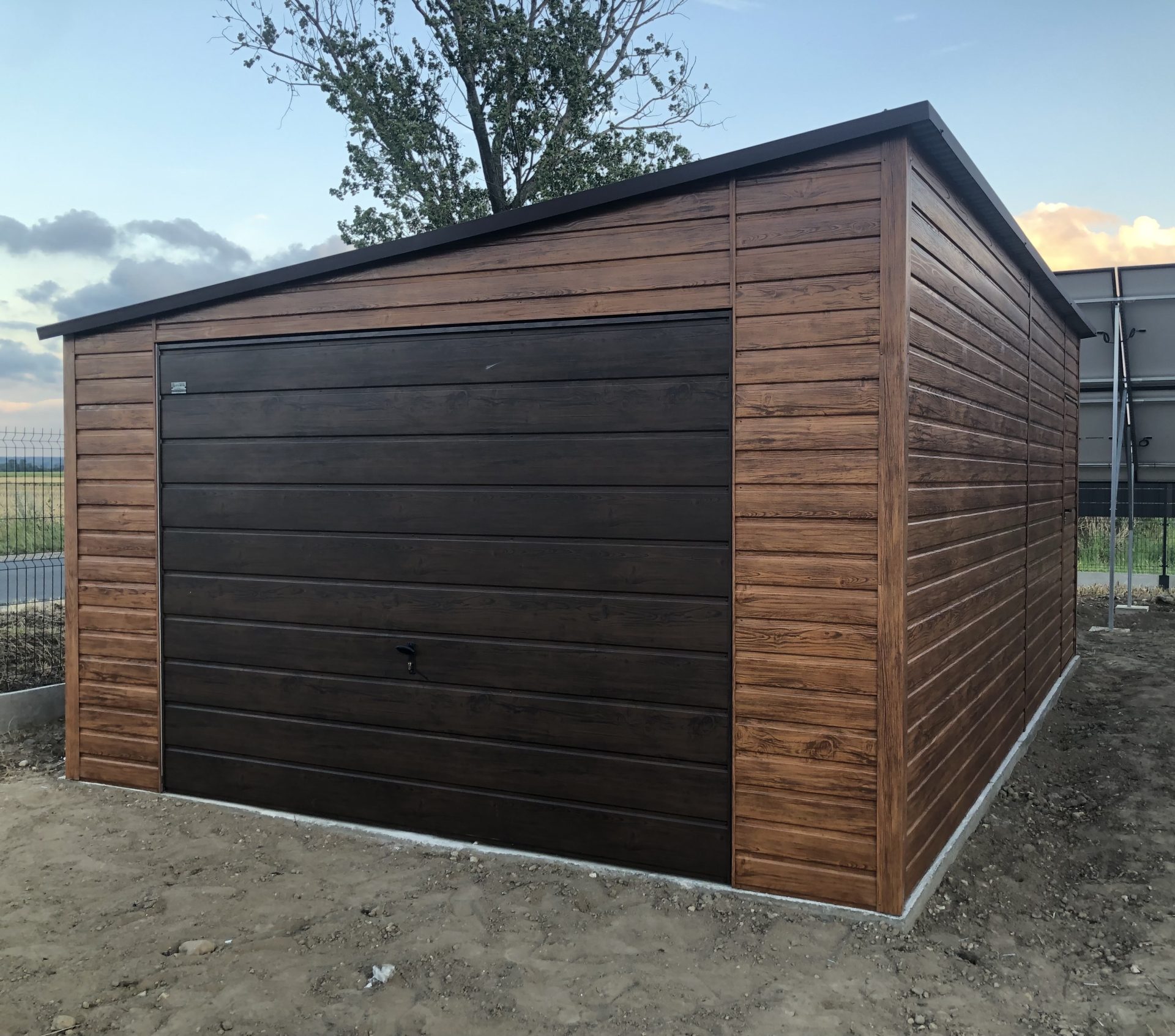 Garaż blaszany 4x5 — 4×5 m